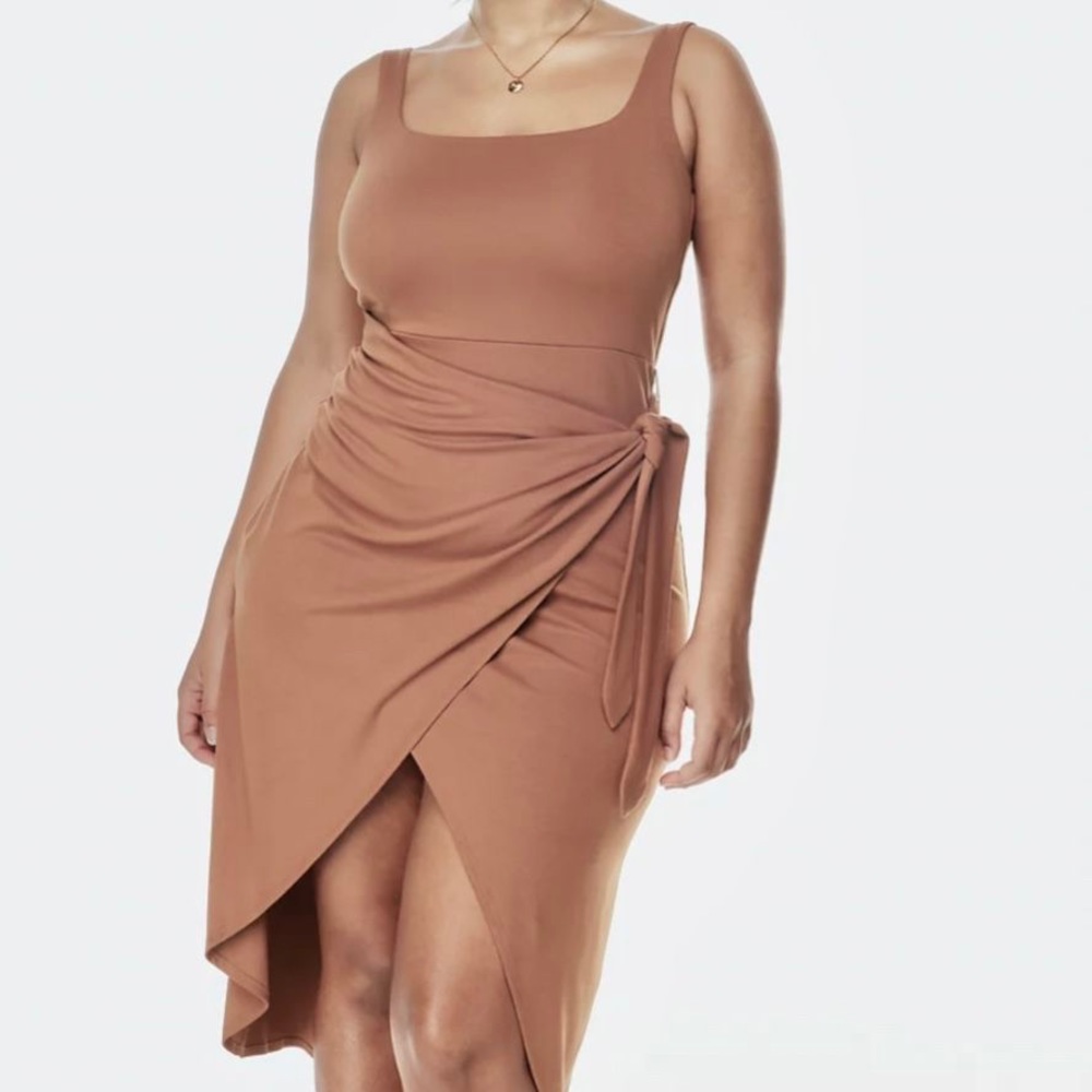 Aritzia Saturn Midi Dress in Mocha Sorbet